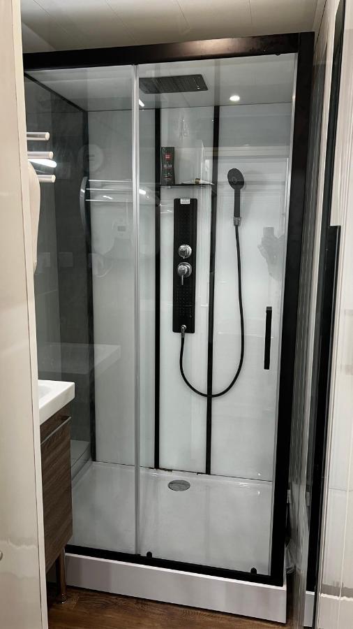 Embrun - Appartement 4/6 Personnes Avec Exterieurs Exterior photo